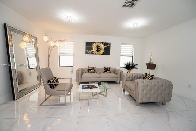 8821 W 34th Ct, Hialeah, FL 33018