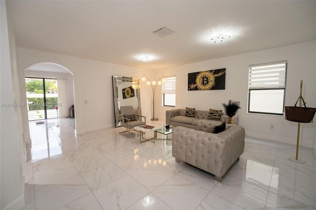 8821 W 34th Ct, Hialeah, FL 33018