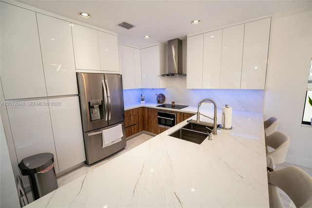8821 W 34th Ct, Hialeah, FL 33018