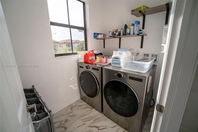 8821 W 34th Ct, Hialeah, FL 33018