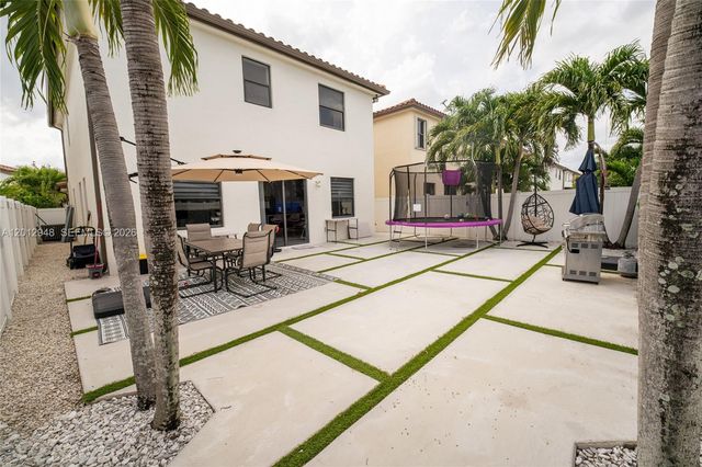 8821 W 34th Ct, Hialeah, FL 33018