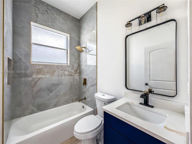 11900 Mataro Avenue, Boynton Beach, FL 33437