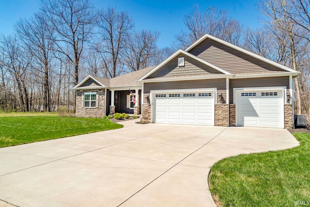 815 Shady Creek Drive, Lafayette, IN 47905
