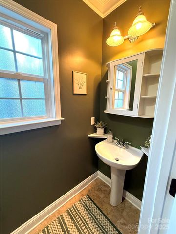 126 Burtons Barn Road, Mooresville, NC 28115