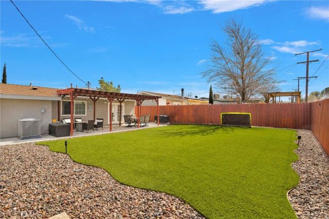 14396 Mojave Lane, Victorville, CA 92394