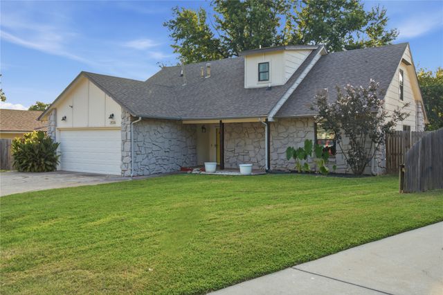 2938 W 65th Street, Tulsa, OK 74132