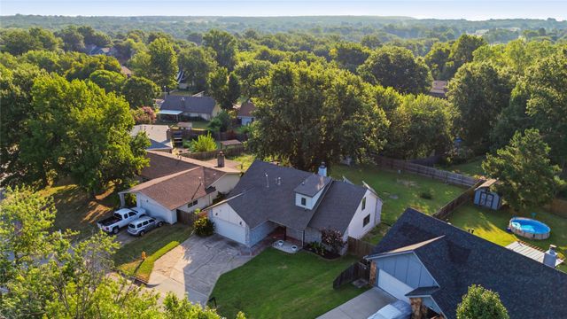 2938 W 65th Street, Tulsa, OK 74132