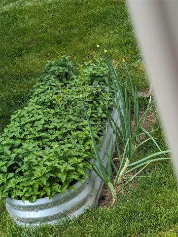 1106 Rolling Hills Court, Norwalk, IA 50211