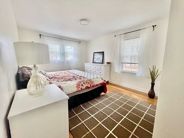147 Mill St, Westwood, MA 02090