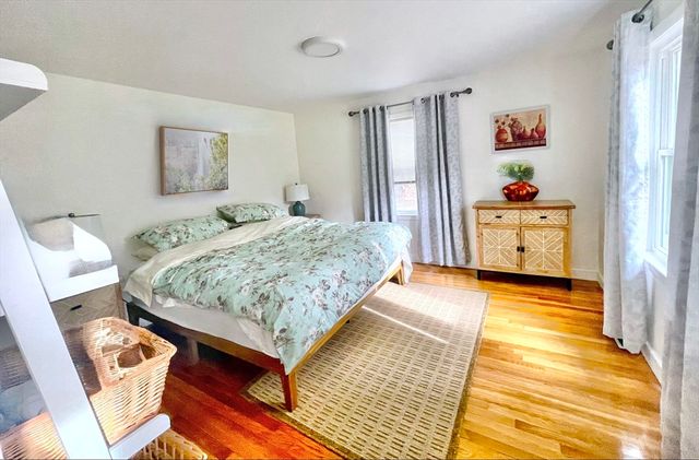 147 Mill St, Westwood, MA 02090