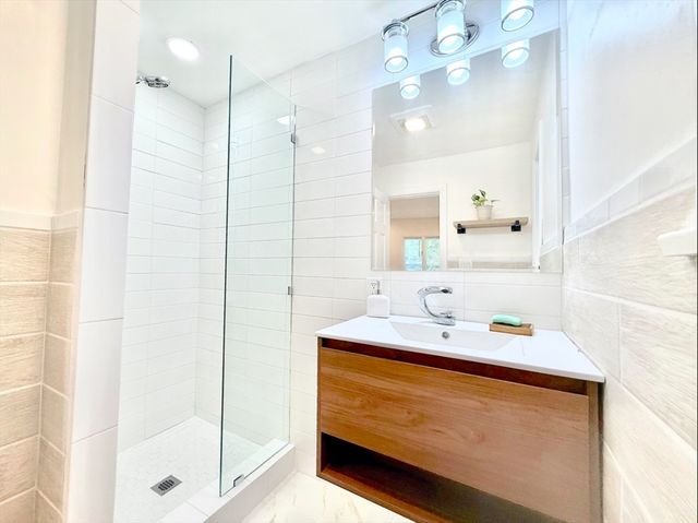 147 Mill St, Westwood, MA 02090
