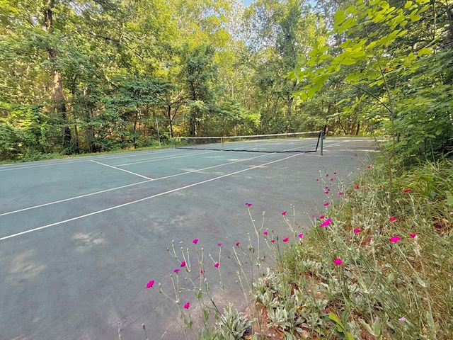 147 Mill St, Westwood, MA 02090