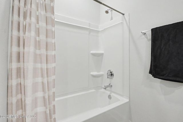 4981 Fern Drive, D'iberville, MS 39540