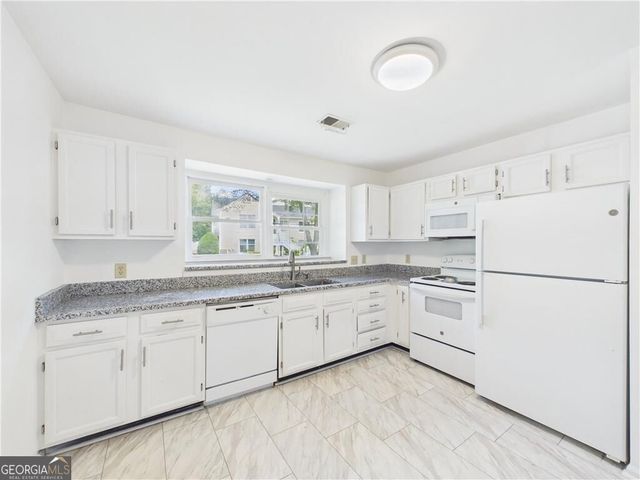 1111 Cannongate Crossing SW, Marietta, GA 30064