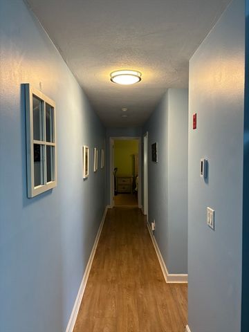 70 Cape Dr 14D, Mashpee, MA 02649