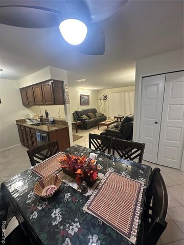 11720 15 Mile Road A9, Sterling Heights, MI 48312