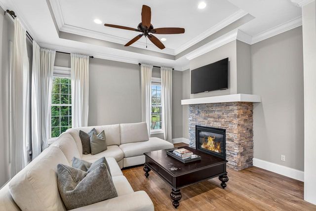 1500 Bristlecone Drive, Hartland, WI 53029