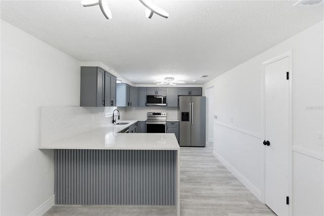 5330 POINSETTIA DR, New Port Richey, FL 34652