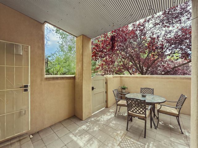 91 Rio Vista Place, Santa Fe, NM 87501