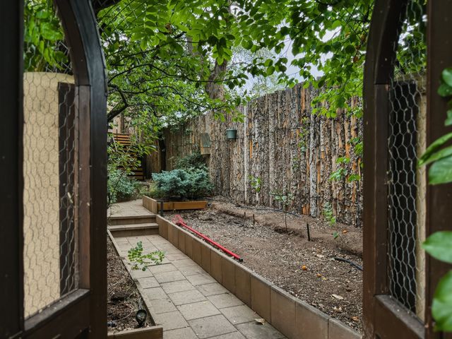 91 Rio Vista Place, Santa Fe, NM 87501