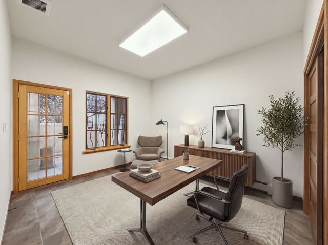 91 Rio Vista Place, Santa Fe, NM 87501