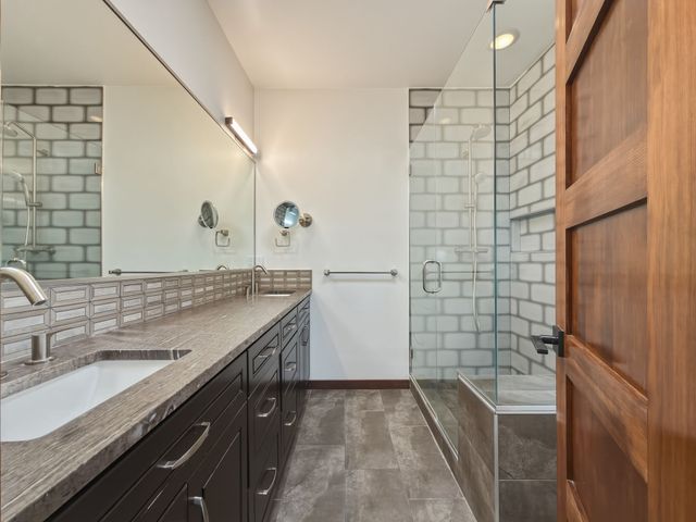 91 Rio Vista Place, Santa Fe, NM 87501
