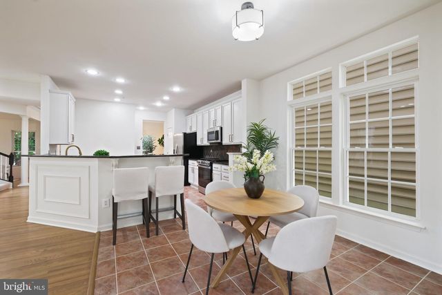 845 LAKE VARUNA DR, Gaithersburg, MD 20878