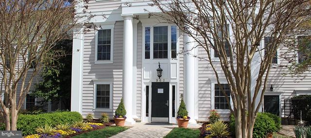 845 LAKE VARUNA DR, Gaithersburg, MD 20878