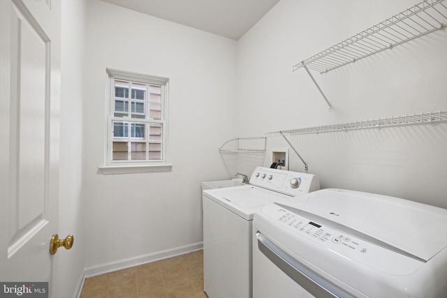 845 LAKE VARUNA DR, Gaithersburg, MD 20878