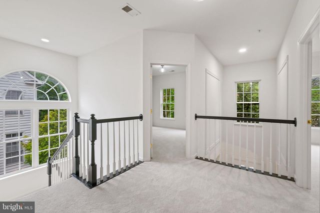 845 LAKE VARUNA DR, Gaithersburg, MD 20878