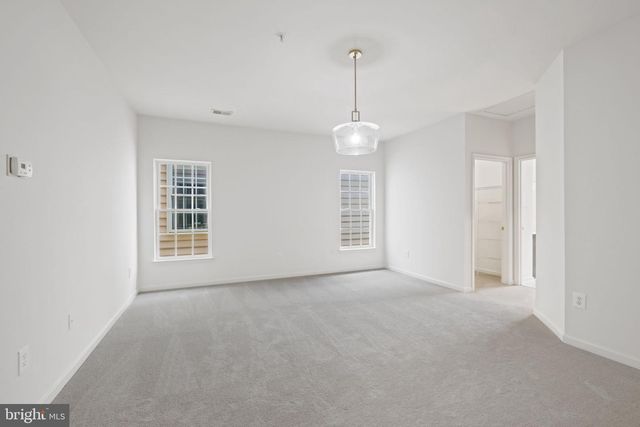 845 LAKE VARUNA DR, Gaithersburg, MD 20878