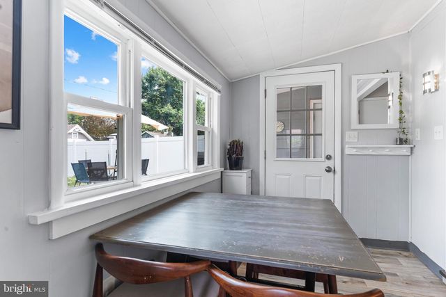 329 CHARLES RD, Mechanicsburg, PA 17050
