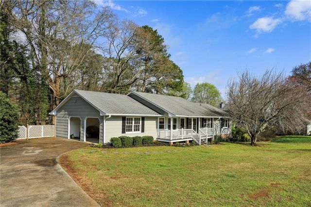 5904 Four Winds SW Drive, Lilburn, GA 30047