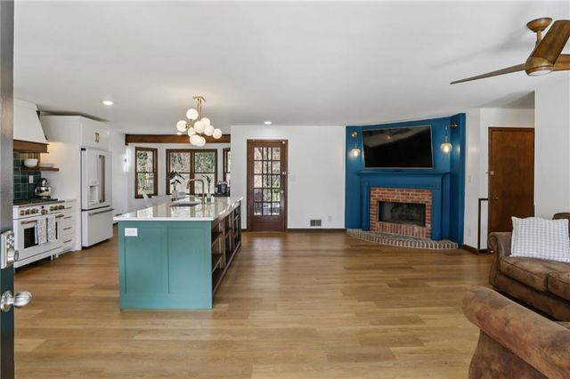 5904 Four Winds SW Drive, Lilburn, GA 30047