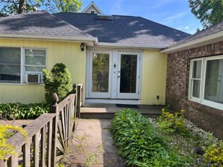 45 S Middletown Road, Pearl River, NY 10965