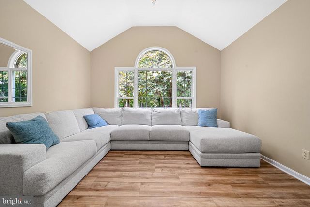 35 PARK RD, Stafford, VA 22556
