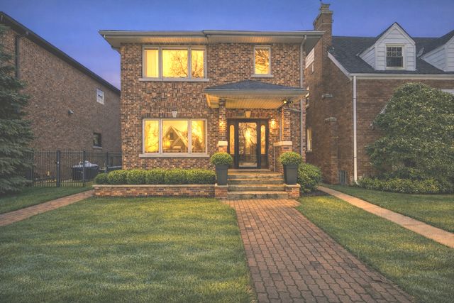 6128 N Kildare Avenue, Chicago, IL 60646