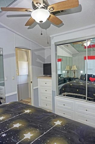 21183 LAZY DAYS CIRCLE, Lutz, FL 33558