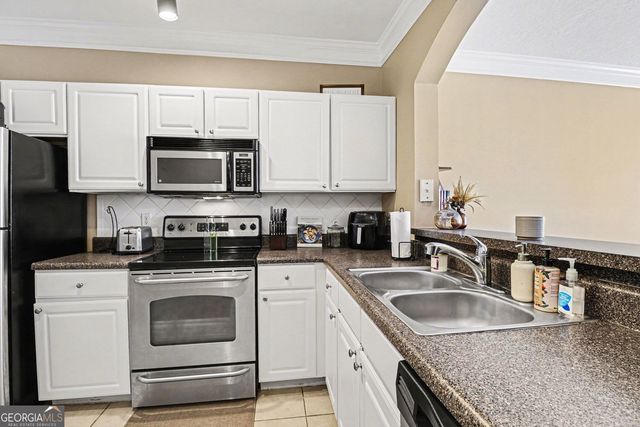 1319 Westchester Ridge NE, Atlanta, GA 30329