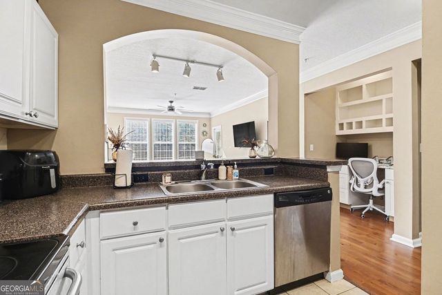 1319 Westchester Ridge NE, Atlanta, GA 30329