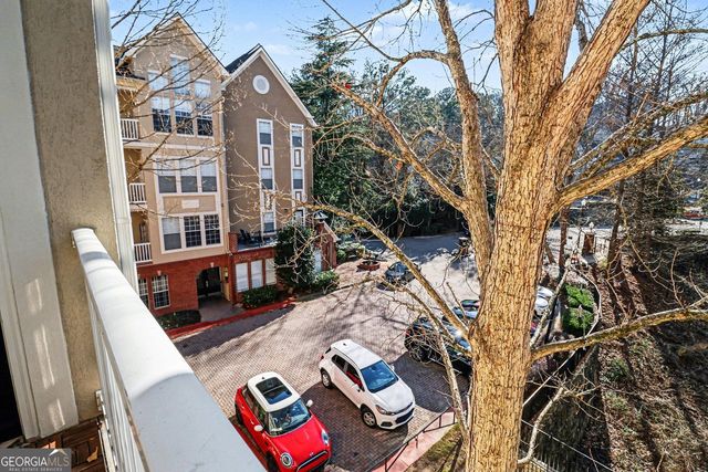 1319 Westchester Ridge NE, Atlanta, GA 30329