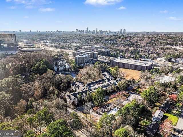 1319 Westchester Ridge NE, Atlanta, GA 30329