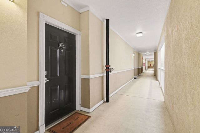 1319 Westchester Ridge NE, Atlanta, GA 30329