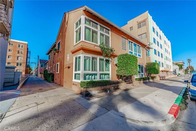 325 Cedar, Long Beach, CA 90802