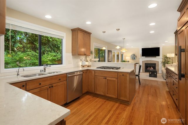 4402 170th Court NE, Redmond, WA 98052