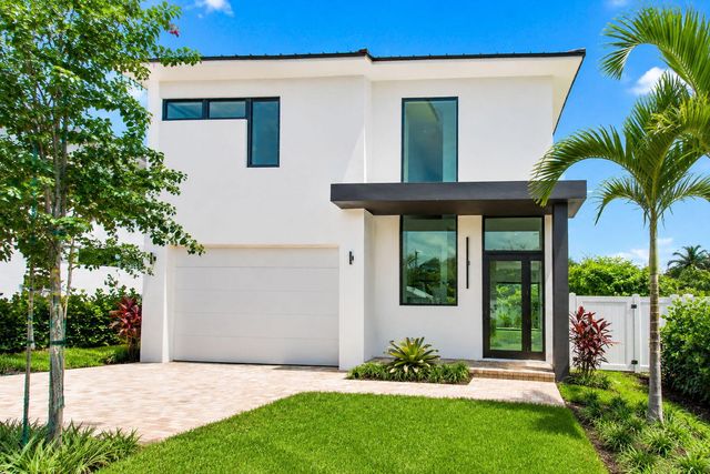 209 SE 5TH Street, Delray Beach, FL 33483