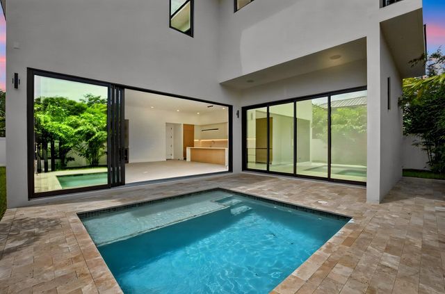 209 SE 5TH Street, Delray Beach, FL 33483