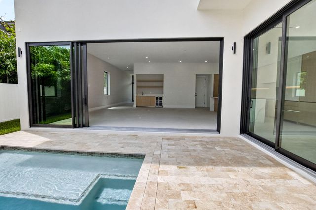 209 SE 5TH Street, Delray Beach, FL 33483