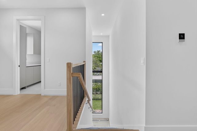 209 SE 5TH Street, Delray Beach, FL 33483