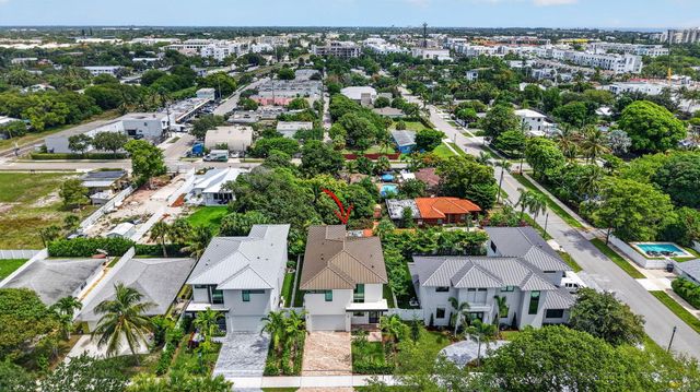 209 SE 5TH Street, Delray Beach, FL 33483